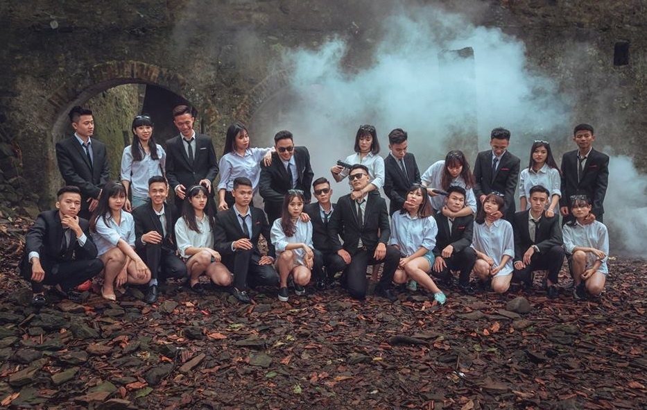 anh ky yeu xa hoi den anh 1