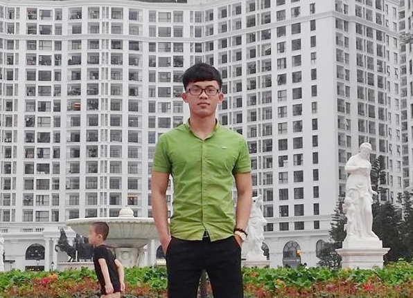 chàng phụ hồ viết chữ đẹp như in ảnh 3 chang phu ho viet chu dep nhu in anh 3