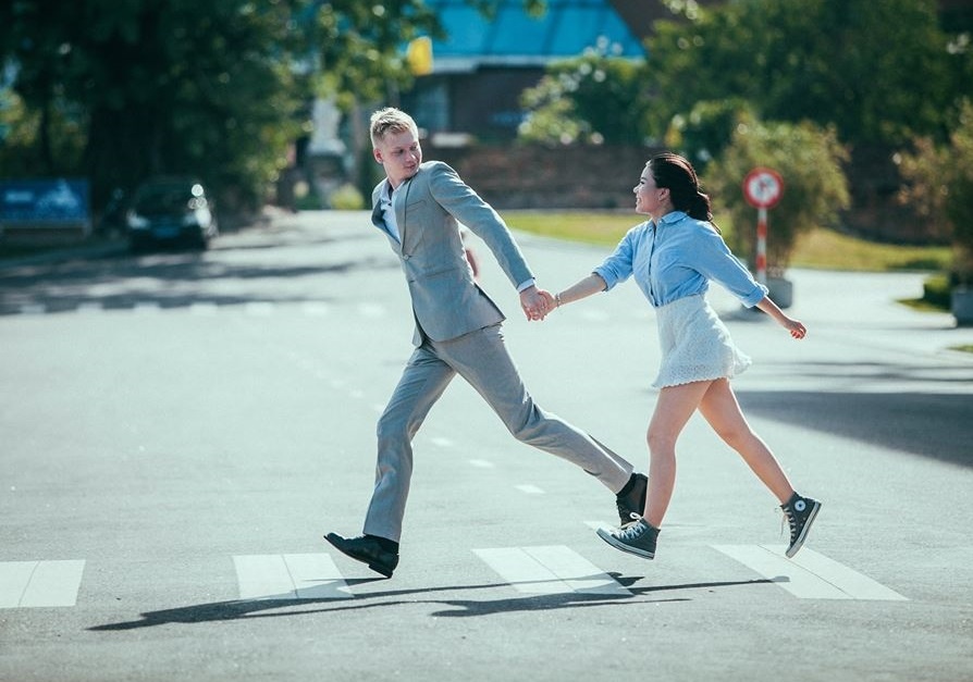 anh cuoi linh My voi co dau Viet anh 1