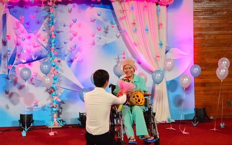 Thuy Hang hanh phuc bat ngo ben tren san khau 'Dieu uoc thu 7' hinh anh