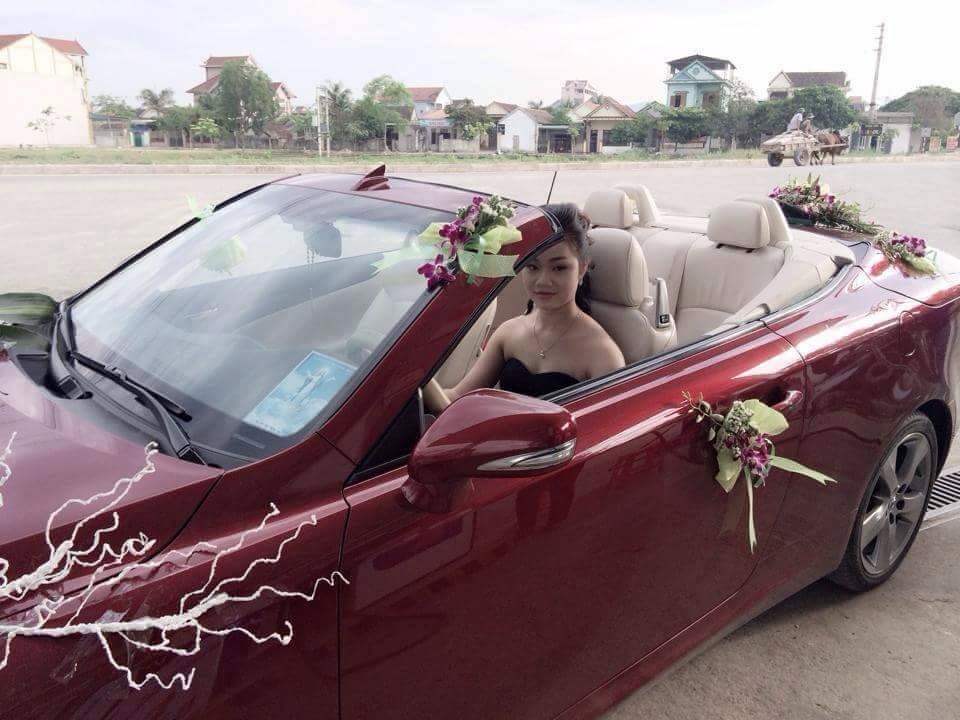 Em gai chu re lai xe mui tran dan dau doan don dau o Nghe An hinh anh