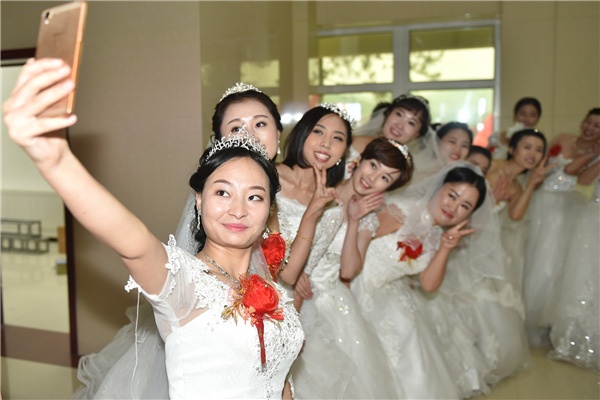 dam cuoi nha binh tai Trung Quoc anh 5