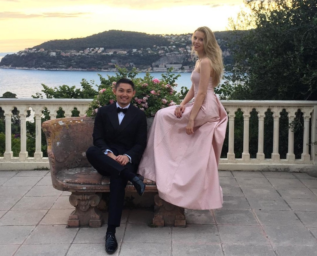 cuoc song xa hoa cua con nha giau anh 4