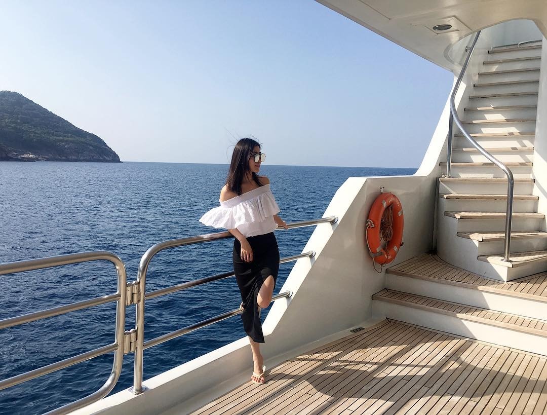 cuoc song xa hoa cua con nha giau anh 6