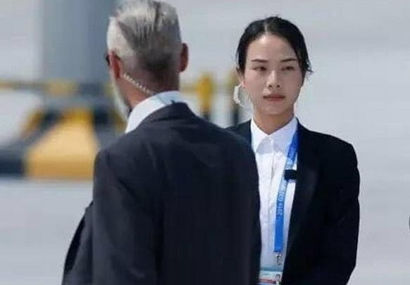 nu canh ve xinh dep tai G20 anh 1