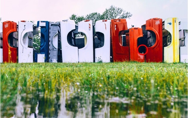 tim vat an trong anh anh 2