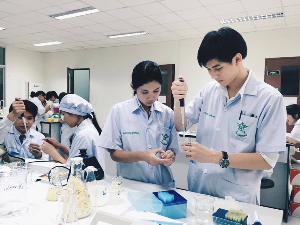 chang duoc si Thai Lan dien trai anh 5