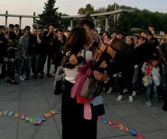 to tinh bang 999 hop bao cao su anh 3