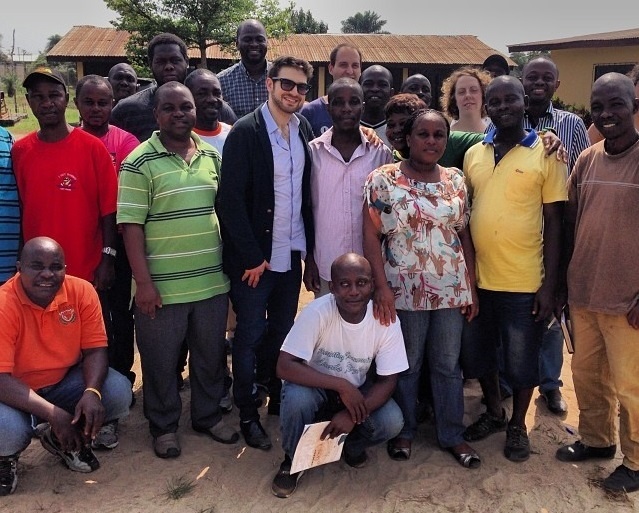 Tieu thu cong tu nha giau anh 6