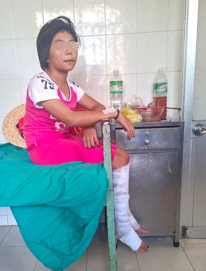 nu sinh dot truong anh 2