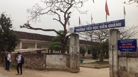 trường học trên kho thuốc trừ sâu ảnh 1 truong hoc tren kho thuoc tru sau anh 1