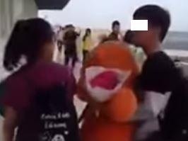 Nam sinh bi ban gai tu choi hinh anh