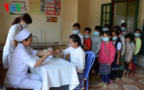 học sinh nghỉ học do quai bị ảnh 1 hoc sinh nghi hoc do quai bi anh 1