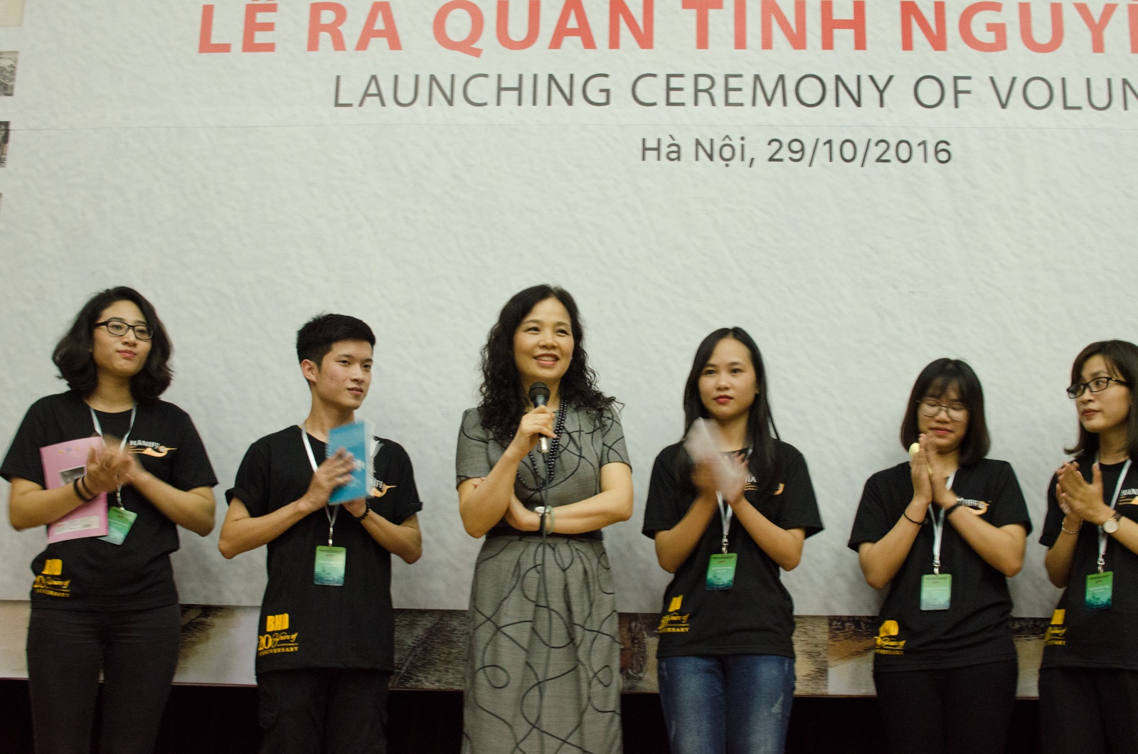 Ra quân tình nguyện viên Haniff ảnh 2 Ra quan tinh nguyen vien Haniff anh 2