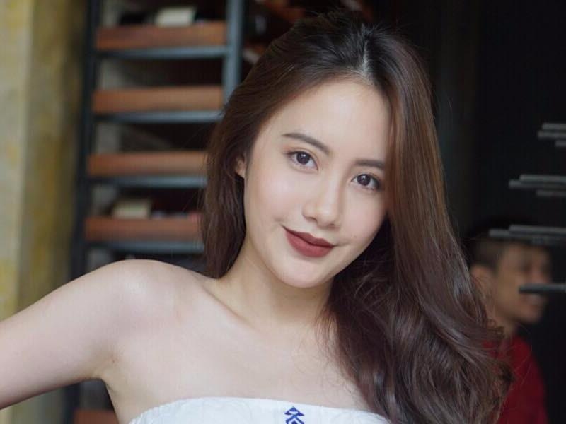 3 ai nu nha ty phu chau A xinh dep, hoc gioi hinh anh