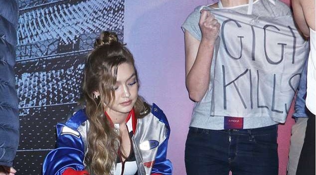 Gigi Hadid bi fan gia dang pha roi tai su kien hinh anh