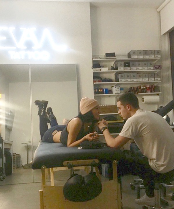 Brooklyn Beckham hen ho vu cong anh 1