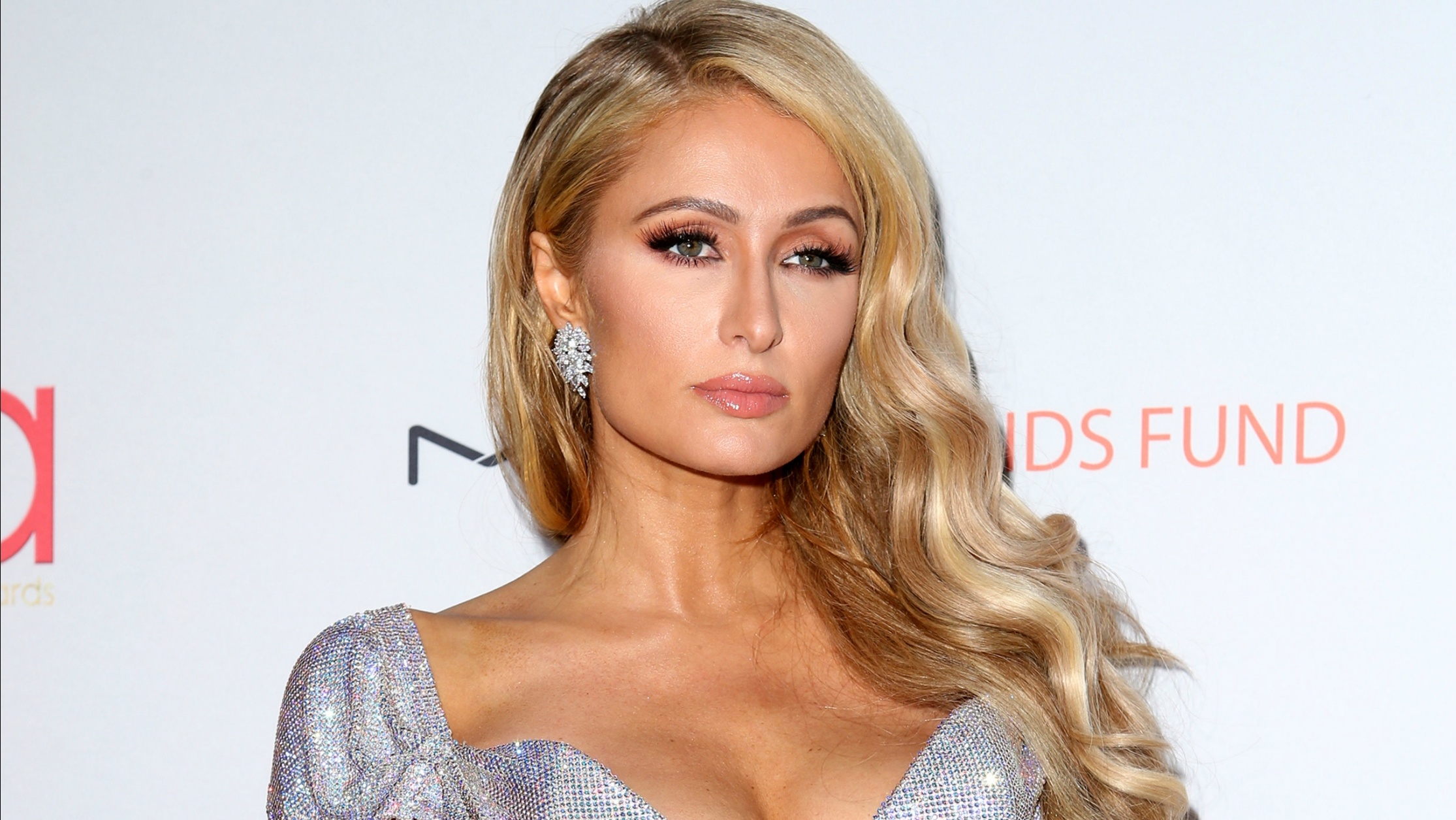 Paris Hilton bị hacker tấn công ảnh 1 Paris Hilton bi hacker tan cong anh 1