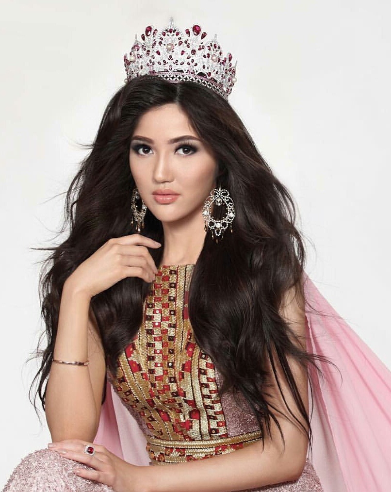 Hoa hậu Indonesia giống Bích Phương ảnh 9 Hoa hau Indonesia giong Bich Phuong anh 9