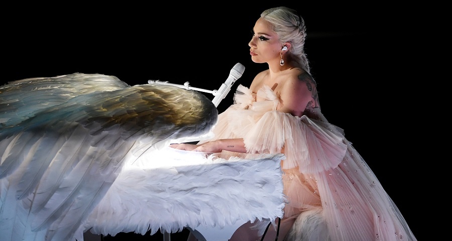 Lady Gaga mac nu tinh anh 4