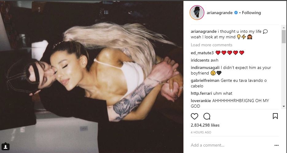 Ariana Grande dang anh ban trai moi anh 1