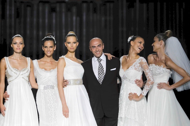 Nhung vu tu tu chan dong lang thoi trang the gioi anh 12