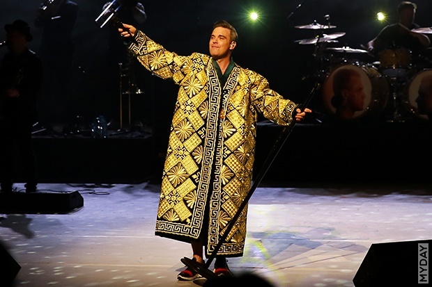 Robbie Williams lắm tài nhiều tật ảnh 9 Robbie Williams lam tai nhieu tat anh 9