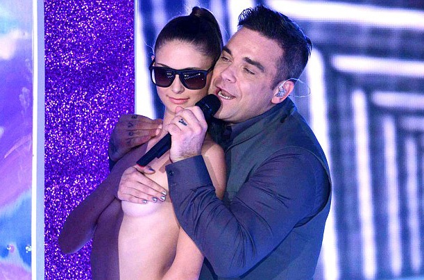 Robbie Williams lắm tài nhiều tật ảnh 5 Robbie Williams lam tai nhieu tat anh 5