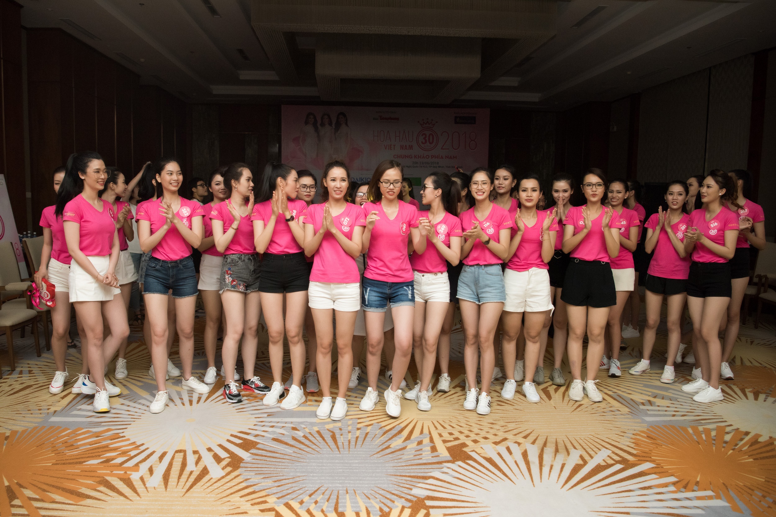 Hoat dong cua thi sinh Hoa hau Viet Nam 2018 anh 7