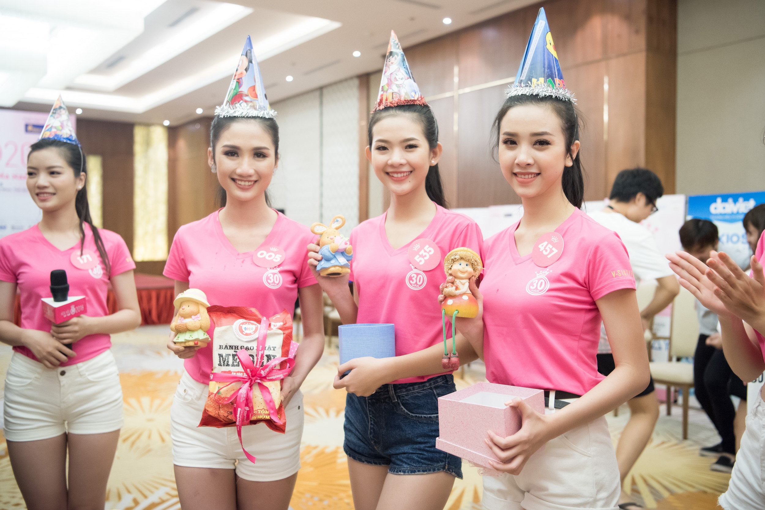 Hoat dong cua thi sinh Hoa hau Viet Nam 2018 anh 11