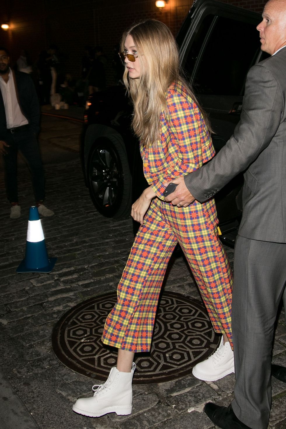 Street style cua Gigi Hadid anh 9