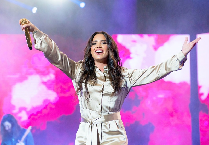 Demi Lovato vuon len tu nghien ngap anh 5