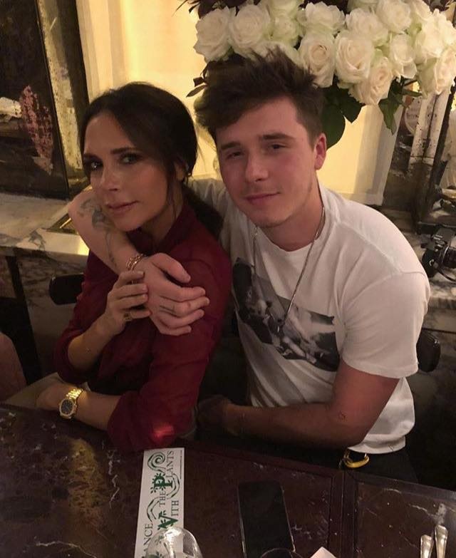 Harper Beckham phan khich trong show Taylor Swift anh 1