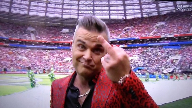 Robbie Williams xuất hiện tại show Taylor Swift ảnh 2 Robbie Williams xuat hien tai show Taylor Swift anh 2