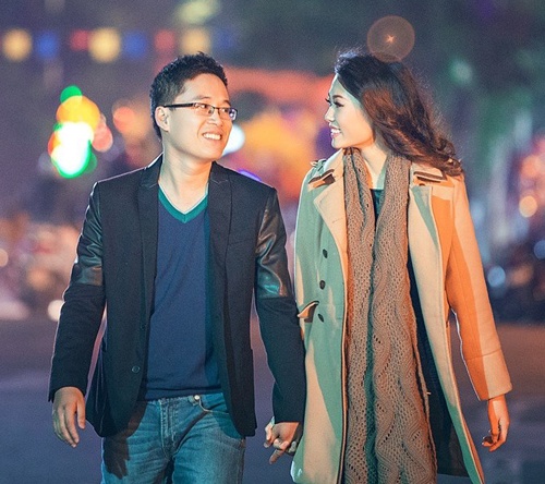 Thi sinh Next Top Model Viet len xe hoa,  sinh con anh 10