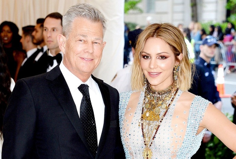 Nha soan nhac gianh 16 giai Grammy dinh hon ban gai kem 35 tuoi hinh anh