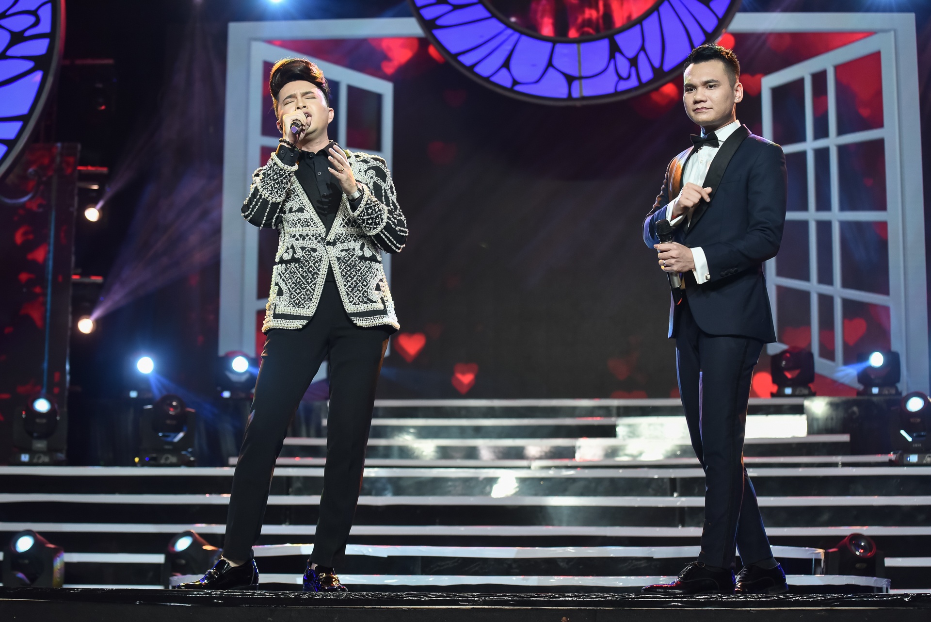 Liveshow ky niem 10 nam ca hat cua Nam Cuong anh 8