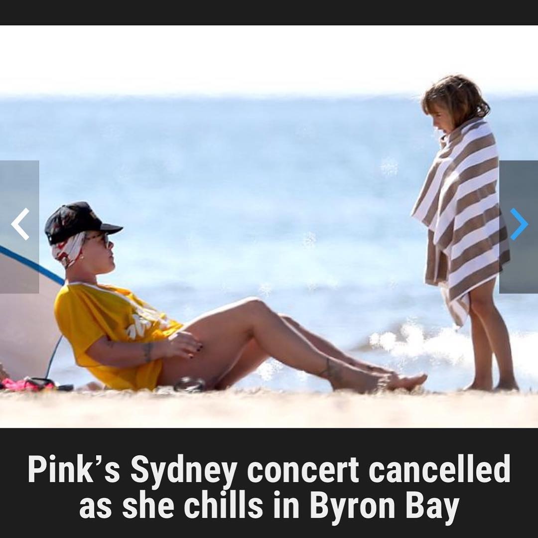 Pink hủy show diễn vì nhập viện ảnh 2 Pink huy show dien vi nhap vien anh 2