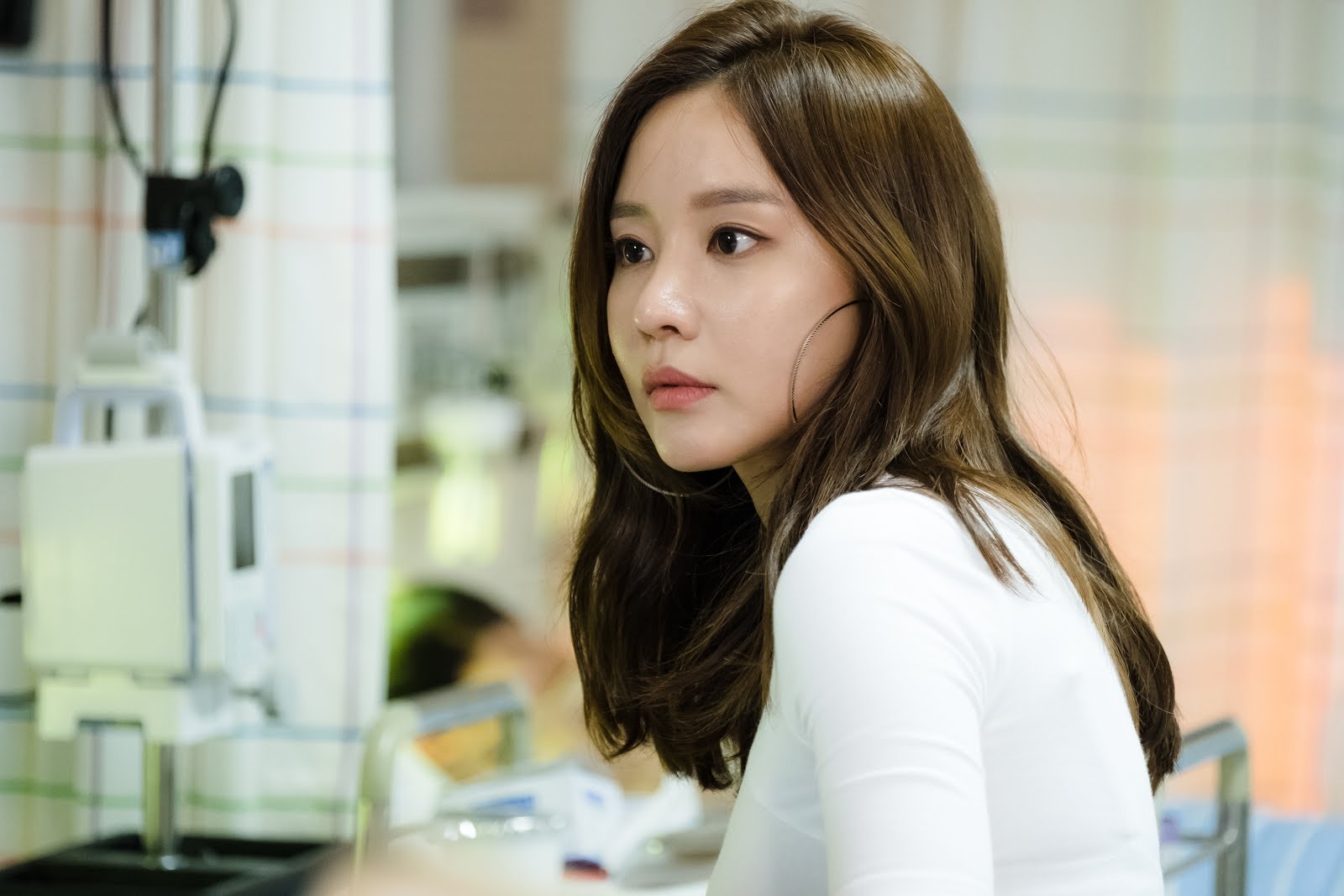 Sao the gioi lao dao vi scandal tron thue anh 10