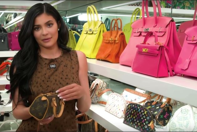 Kylie Jenner khoe bo suu tap tui xach hang hieu tri gia trieu USD hinh anh
