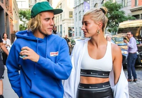 Hailey Baldwin co tieng noi hon Justin Bieber trong tinh yeu hinh anh