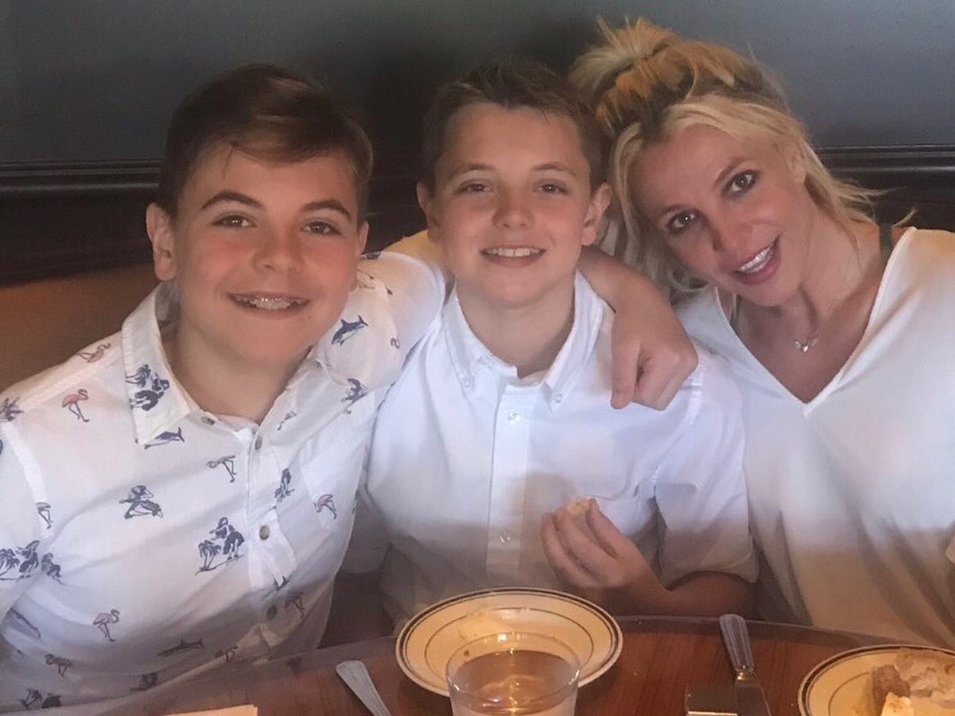 Britney Spears mất 110.000 USD trong vụ kiện mới ảnh 2 Britney Spears mat 110.000 USD trong vu kien moi anh 2