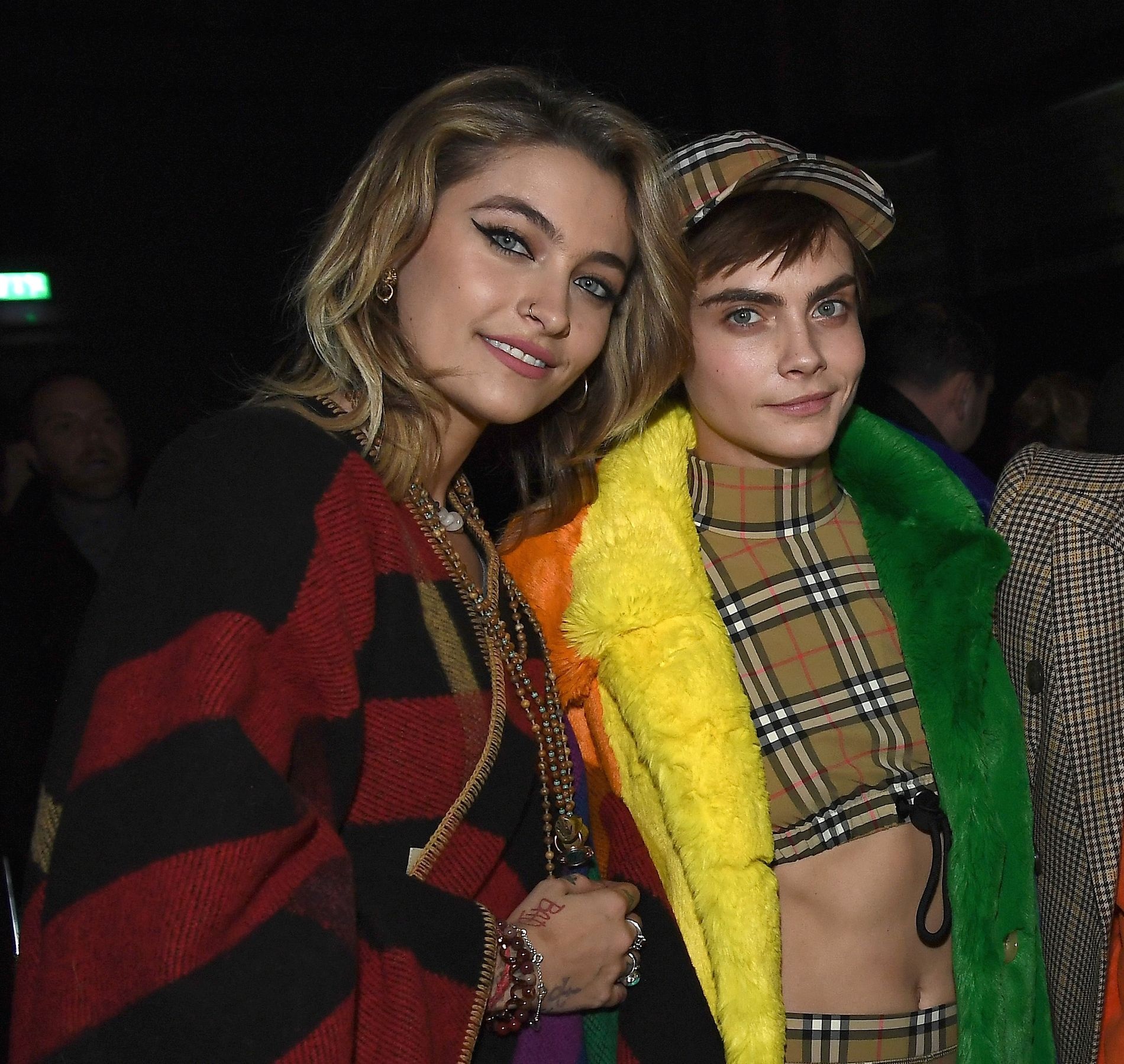 Paris Jackson tren bia tap chi Singapore anh 2