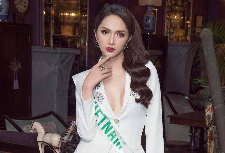 Hoa hau Huong Giang ua chuong nhung bo suit hinh anh