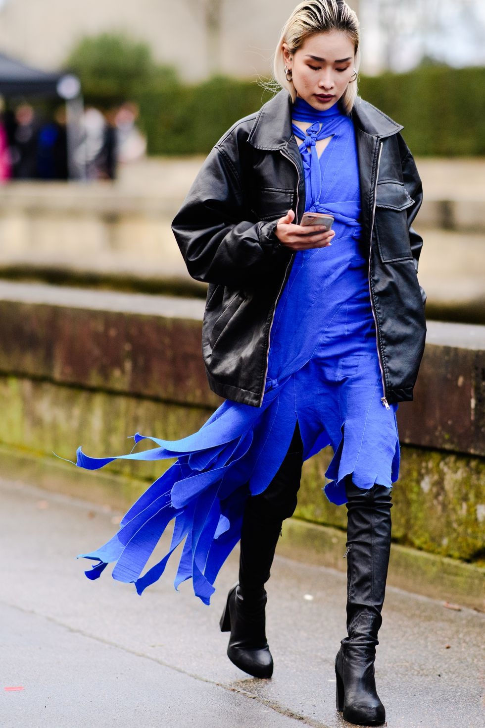 Nhung mau ao khoac len ngoi mua thu dong anh 7