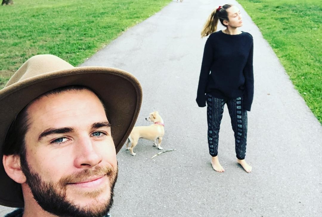 Miley Cyrus va Liam Hemsworth vui ve sau tin chia tay hinh anh