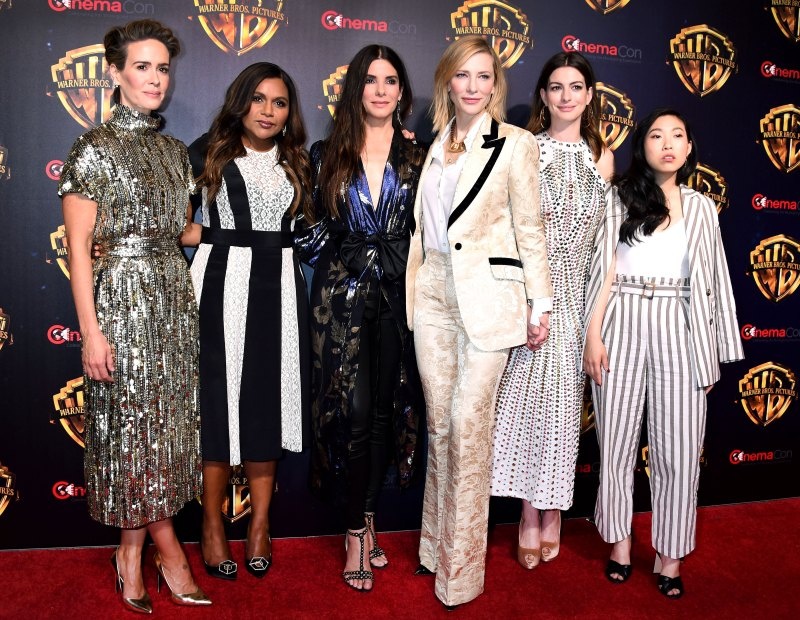 Boc gia loat trang phuc hang hieu cua Sarah Paulson anh 6