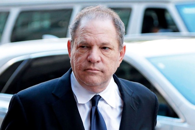 Harvey Weinstein quấy rối tình dục ảnh 2 Harvey Weinstein quay roi tinh duc anh 2