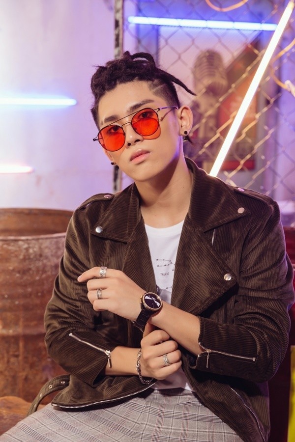 Sao Viet lang xe toc tet dreadlocks anh 4