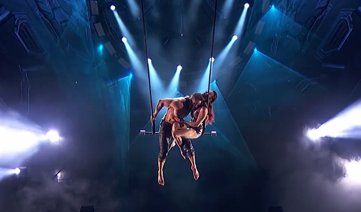 Tiết mục nhào lộn gây sốt America's Got Talent 2018 ảnh 1 Tiet muc nhao lon gay sot America's Got Talent 2018 anh 1